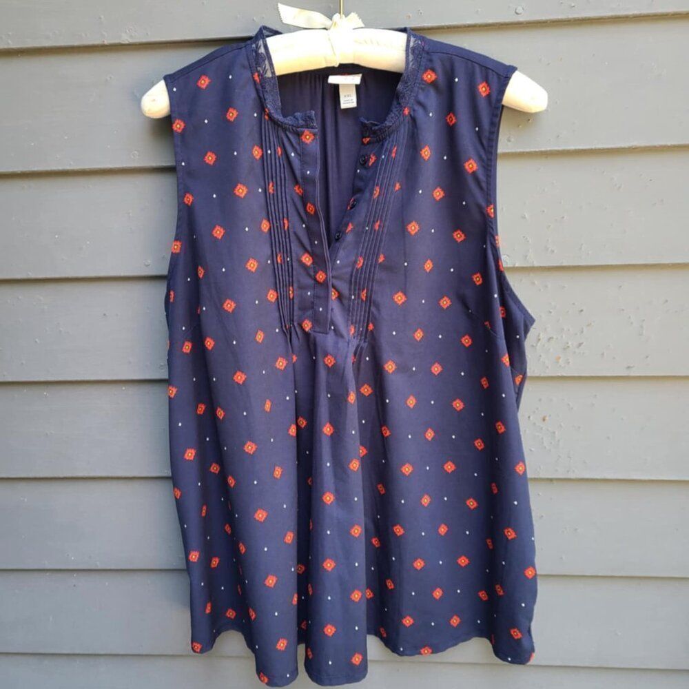 A New Day Navy Red Medallion Blouse size XXL
